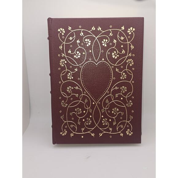 The Heart Is a Lonely Hunter Southern Classics Library Edition Leather Book - Picture 3 of 4